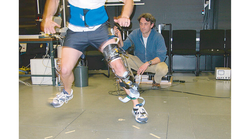 Tests an der Deutschen Sporthochschule Köln: Knieorthesen beeinflussen die Muskelaktivierung vor und in der Stützphase nicht negativ. Es entsteht keine Beeinträchtigung der Muskulatur und Performance des Athleten.
