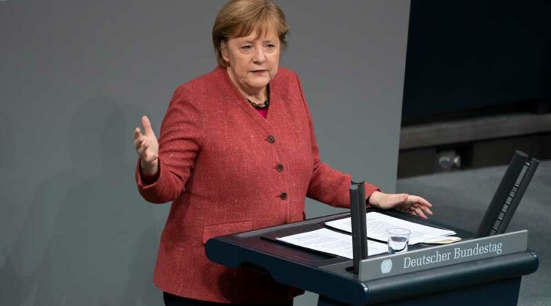 Bundeskanzlerin Angela Merkel (CDU) beschloss gemeinsam mit den Ministerpräsidentinnen und Ministerpräsidenten den erneuten Lockdown.