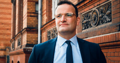 Bundesgesundheitsminister Jens Spahn bringt mit dem DVPMG das nächste Digitalisierungsgesetz für das Gesundheitswesen im Deutschen Bundestag ein.