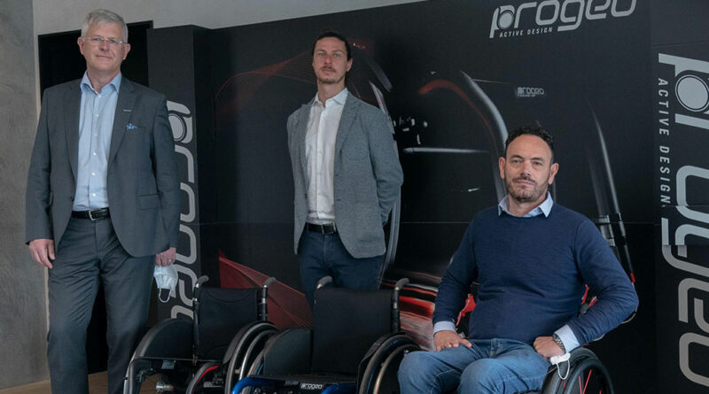 Verkündeten gemeinsam die Übernahme von Progeo durch durch den Rollstuhlhersteller Permobil: (v.l.) Bengt Thorsson, Leonardo Pivato und Luciano Nosella.
