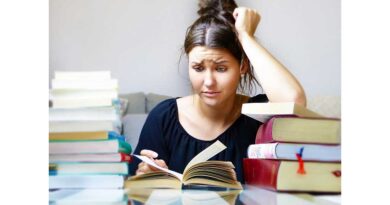 Nicht immer ist ein Studium das Richtige: Einige Studierende sind überfordert, bei anderen haben sich die Interessen verlagert. Eine Alternative kann eine Ausbildung im Handwerk sein. Hier setzt die Fachstelle für Studienaussteiger:innen an.