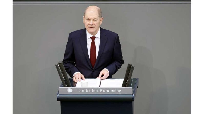 Bundeskanzler Olaf Scholz gab im Rahmen der Sondersitzung des Deutschen Bundestages anlässlich des von Russland völkerrechtswidrig begonnenen Krieges gegen die Ukraine eine Regierungserklärung zur aktuellen Lage ab.
