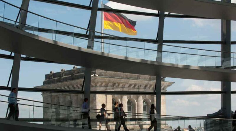 Glasluppel des deutschen Reichstags.