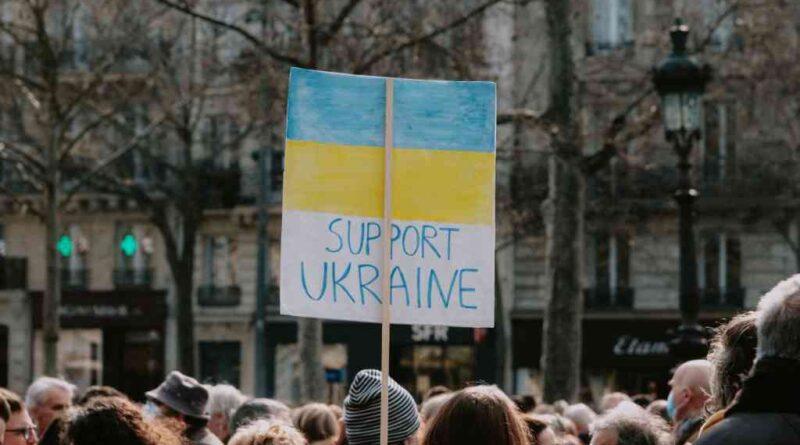 Die Klitschko Ventures GmbH und der Hanseatic Help e. V. rufen dazu auf, Hilfsmittel für die Verletzten in der Ukraine zu spenden.