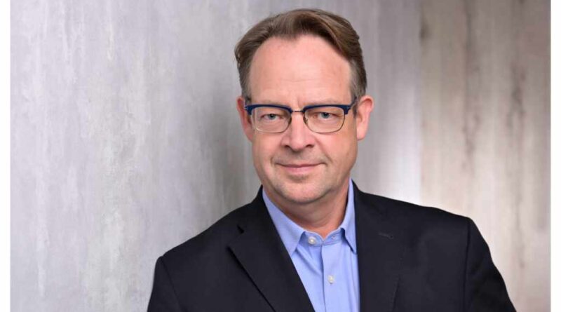 Detlef Möller, Geschäftsführer der Stolle Sanitätshaus GmbH & Co. KG, will gegen die einseitige Entlassung für Apotheken aus der Präqualifizierung für „apothekenübliche Hilfsmittel“ vorgehen.