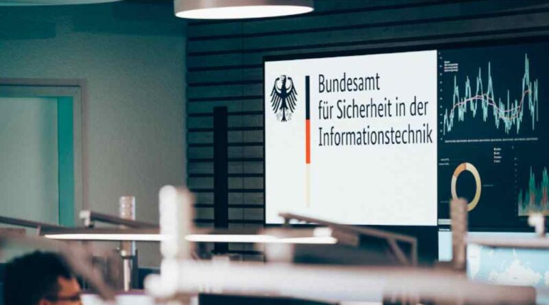 Das Bundesamt für Sicherheit in der Informationstechnik kann künftig Unternehmen, die sich nicht an die Cybersicherheitsvorgaben halten, mit empfindlichen Strafen belegen.