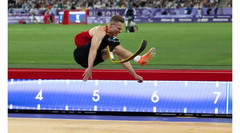 Erneut Gold für Markus Rehm: Auch bei den Paralympics 2024 in Paris ist der Weltrekordhalter im Weitsprung unschlagbar.