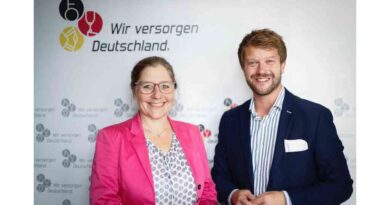 Eine Fristverlängerung noch 2024 fordern die WvD-Generalsekretäre Kirsten Abel und Patrick Grunau.