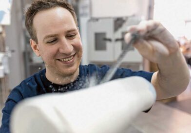 Mit Erfahrung und Feingefühl entwickelt Paul Custodis passgenaue Versorgungen für seine Kunden.