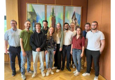 Die zehn frisch gebackenen Meister mit Kursleiter Andreas Dobrzanski (links).