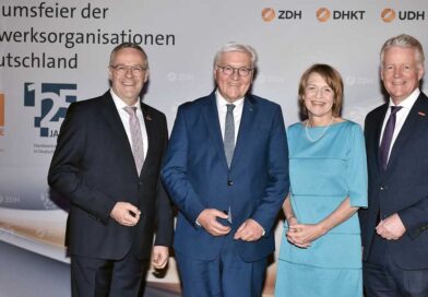 Feierten gemeisam in Berlin (v. l.): Jörg Dittrich, Frank-Walter Steinmeier, Elke Büdenbender und Holger Schwannecke.