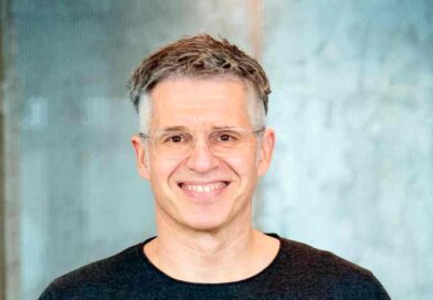 Abwarten ist bei ­einer Technologie wie der Künstlichen ­Intelligenz die falsche Strategie, warnt Bitkom-Geschäftsführer Bernhard Rohleder.