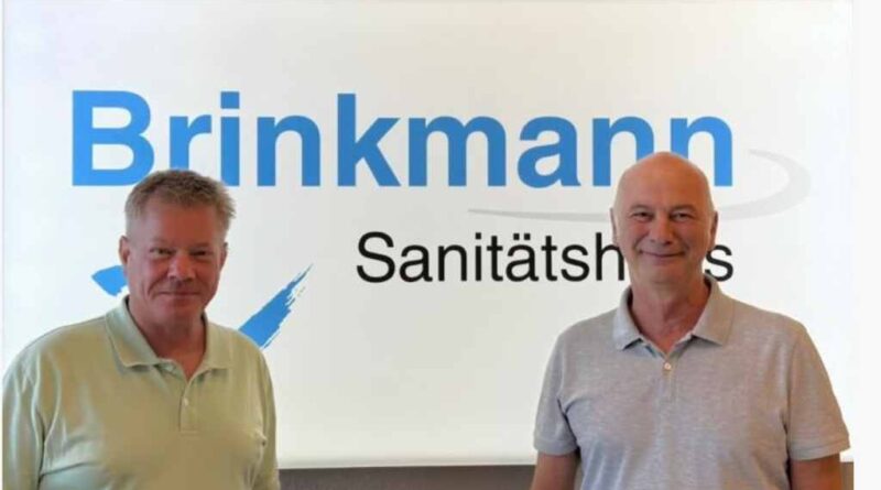 Frank Grugel (l.) und Markus Auge teilen sich seit August die Geschäftsleitung von Sanitätshaus Brinkmann in Paderborn.