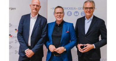 Laut (v. l.) Alf Reuter, Tino Sorge und Walter Michael Leuthe braucht es eine Entbürokratisierung der Hilfsmittelversorgung.