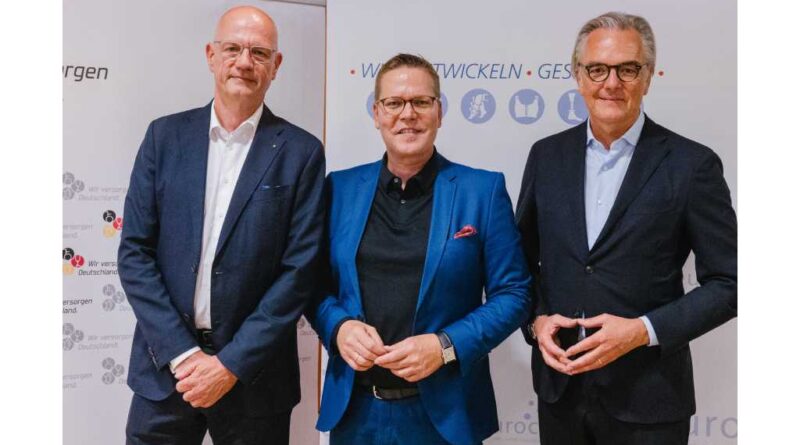 Laut (v. l.) Alf Reuter, Tino Sorge und Walter Michael Leuthe braucht es eine Entbürokratisierung der Hilfsmittelversorgung.