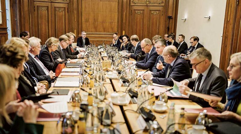 Bei der Kabinettsklausur in der Berliner Villa Borsig hat die Bundesregierung die Modernisierungsagenda beschlossen.