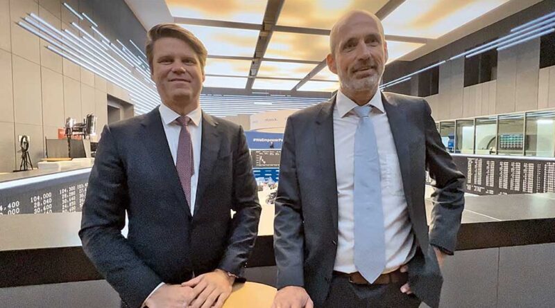 Für Dr. Arne Kreitz (l.) und Oliver Jakobi war der Start an der Börse ein großer Moment.