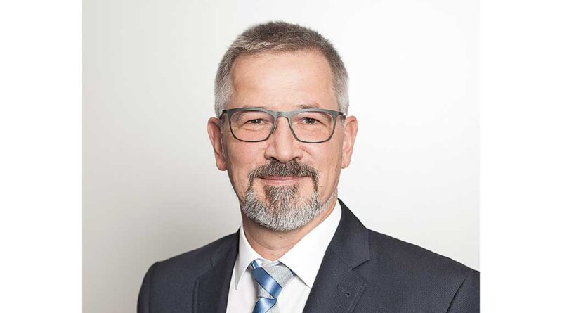 Heinz-Joachim Schindler ­gründete 1999 gemeinsam mit seiner Frau Barbara die Schindler GmbH & Co. KG in Siegen-Seelbach.