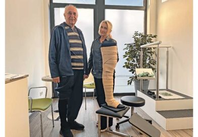 Mit dem „ReadyWrap“ können auch ältere Patienten länger selbstständig ihre Versorgung nutzen.