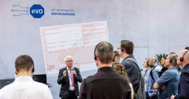 Thomas Münch – hier während eines Vortrags auf der OTWorld 2024 – ist federführend beim Pilotprojekt des BIV-OT zur eVerordnung für orthopädische Hilfsmittel.