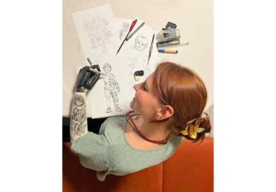 Kreativ zu arbeiten begeistert Lara Wilkin seit Jahren. Bevor sie beruflich in den Bereich Prothetik einstieg, studierte sie Design.