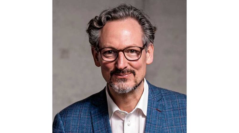 Dr. Eckart von Hirschhausen wird beim Opta-Data-Zukunftstag einen Impulsvortrag halten.