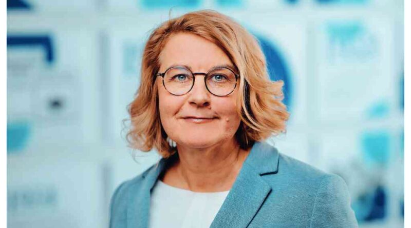 „Smartphone und Kopfhörer mitbringen“, empfiehlt Antje Feldmann den Besuchern.